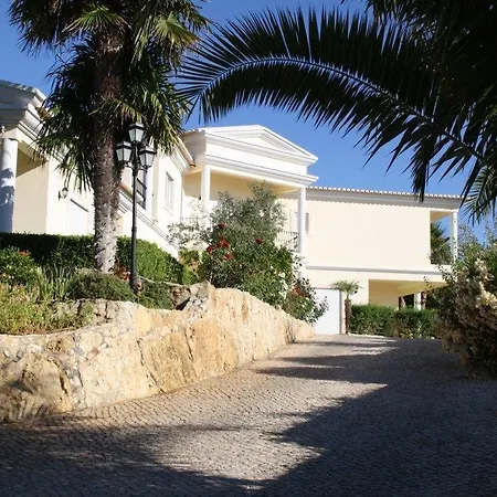 Villa Minerva Lagos